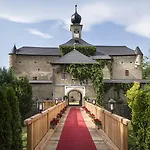 Tauroa Schloss Gabelhofen 4*