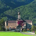 Tauroa Schloss Gabelhofen 4* フォーンスドルフ