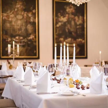 Tauroa Schloss Gabelhofen Hotel 4*