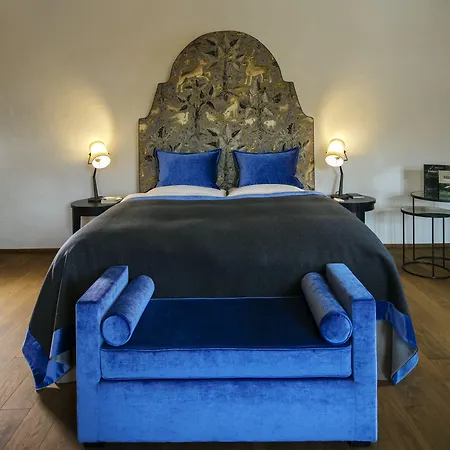 Tauroa Schloss Gabelhofen فوهنسدورف