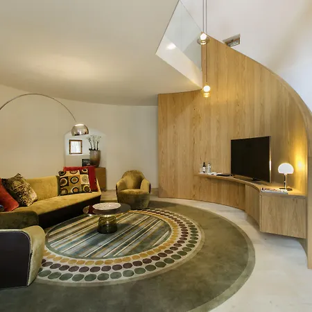 Tauroa Schloss Gabelhofen فندق