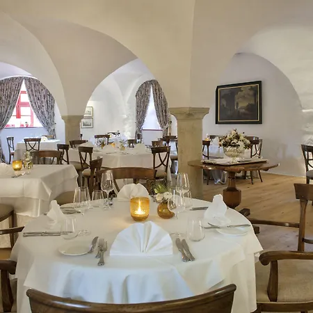 Tauroa Schloss Gabelhofen