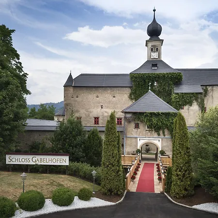 Tauroa Schloss Gabelhofen Hotel 4*
