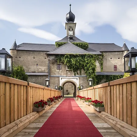 Tauroa Schloss Gabelhofen