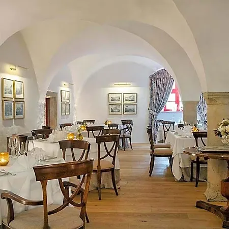 Tauroa Schloss Gabelhofen Hotel 4*