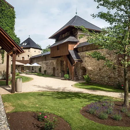 Tauroa Schloss Gabelhofen 4* Fohnsdorf