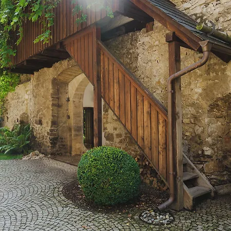Hotel Tauroa Schloss Gabelhofen 4*