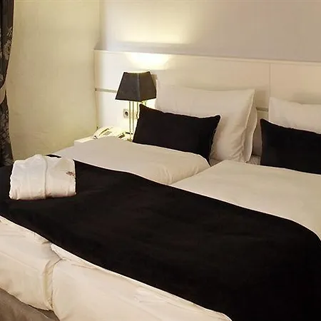 Tauroa Schloss Gabelhofen Hotell 4*