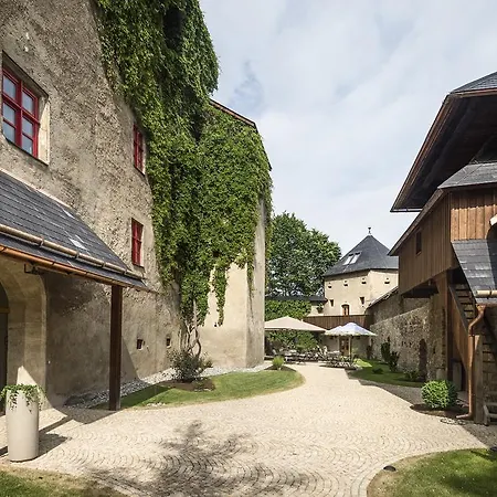 Tauroa Schloss Gabelhofen Hotel Fohnsdorf