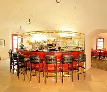 Hotel Tauroa Schloss Gabelhofen 4*