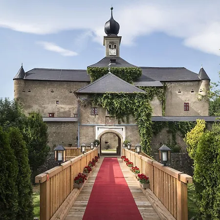 Tauroa Schloss Gabelhofen 4*