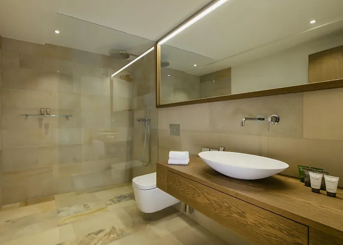 Tauroa Schloss Gabelhofen 4*