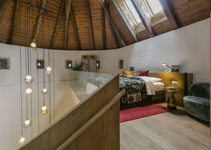 Tauroa Schloss Gabelhofen 4*